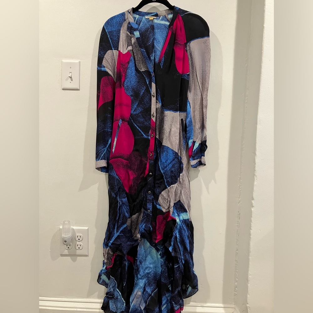 Leifsdottir 100% silk long sleeve, high low hem dress